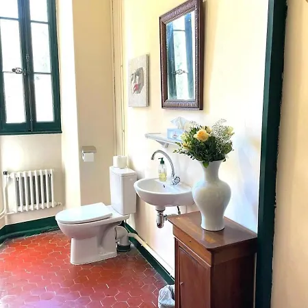 Villa Magdala-Chambre D'Hotes 5 Bed & Breakfast Hyères