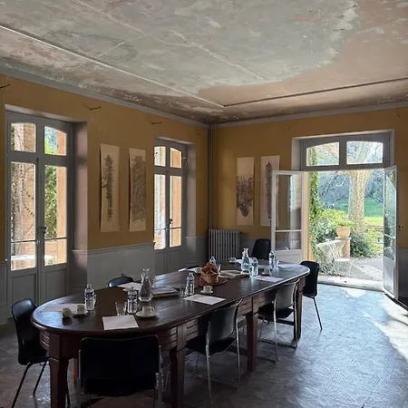 Villa Magdala-Chambre D'Hotes 5 Bed & Breakfast Hyères