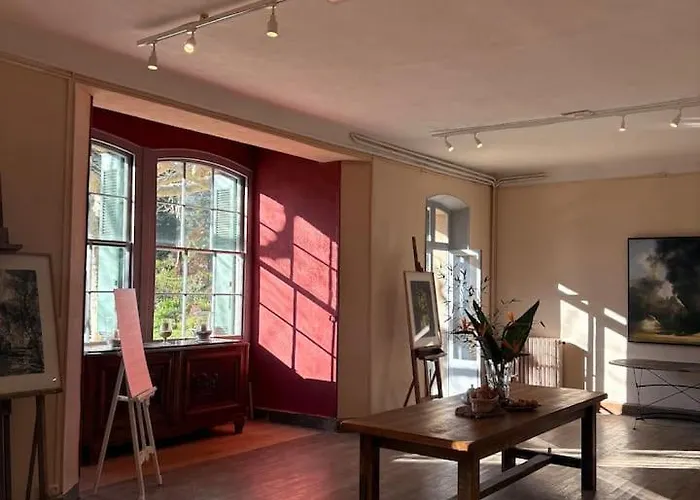 Bed & Breakfast Villa Magdala-Chambre D'Hotes 5 3*