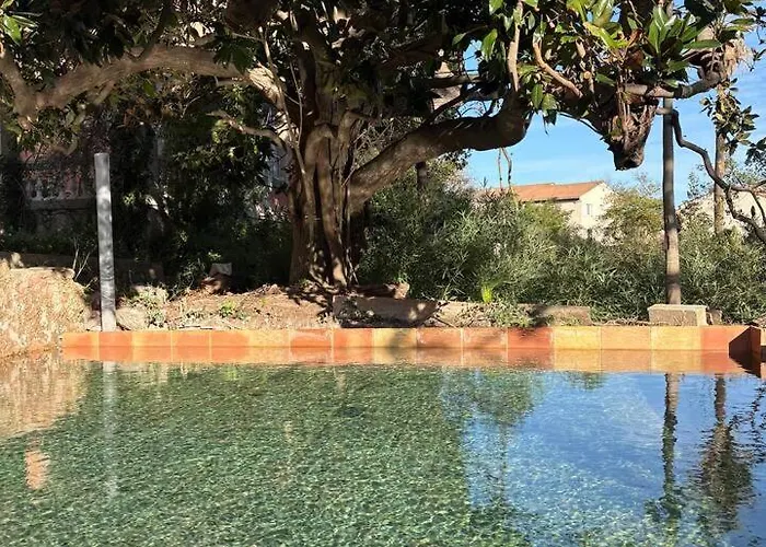 Villa Magdala-Chambre D'Hotes 5 Bed & Breakfast